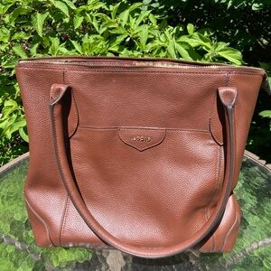 Lodis leather travel bag zipper top